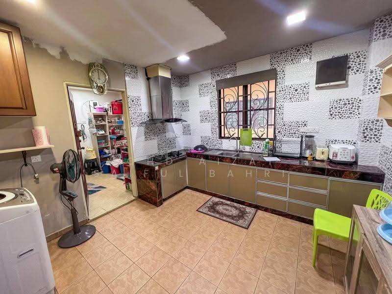2-storey Terraced House for Sale in Cheras (Kuala Lumpur) - Mohd Aizat Saiful Bahri - Kitchen - PropertyGuru.com.my