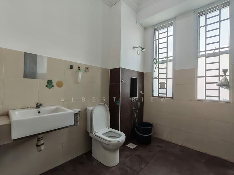 3-storey Terraced House for Sale in Skudai (Johor) - Albert Liew - Bathroom - PropertyGuru.com.my