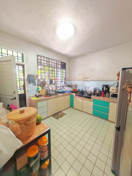Rumah Berkembar untuk Dijual di Taman Bukit Kempas (Tampoi) - Sandry Ong - PropertyGuru.com.my
