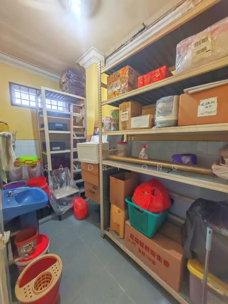 Rumah Berkembar untuk Dijual di Taman Bukit Kempas (Tampoi) - Sandry Ong - PropertyGuru.com.my