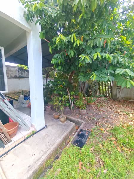 Rumah Berkembar untuk Dijual di Taman Bukit Kempas (Tampoi) - Sandry Ong - PropertyGuru.com.my