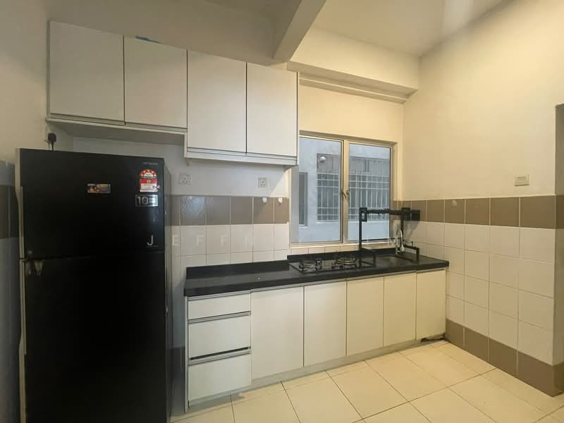 Kediaman Servis untuk Disewa di I Residence - Jeffney Lim - Kitchen - PropertyGuru.com.my