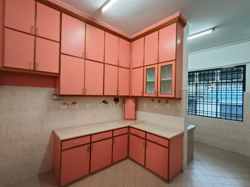 Rumah Teres 2.5-Tingkat untuk Dijual di Taman Pulai Utama (Skudai) - Marcus Thye - Kitchen - PropertyGuru.com.my