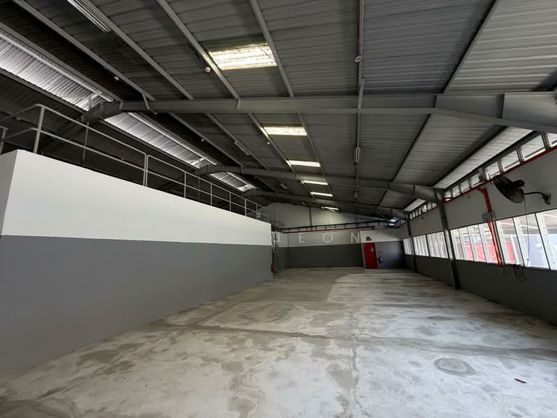 Detached Factory for Rent in Seksyen 16 (Shah Alam) - Lim Jeon - Interior - PropertyGuru.com.my