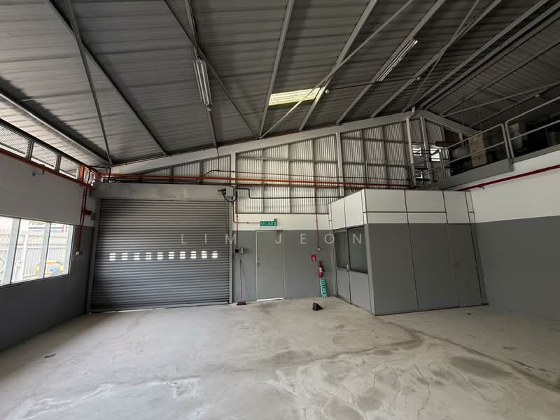 Detached Factory for Rent in Seksyen 16 (Shah Alam) - Lim Jeon - Interior - PropertyGuru.com.my