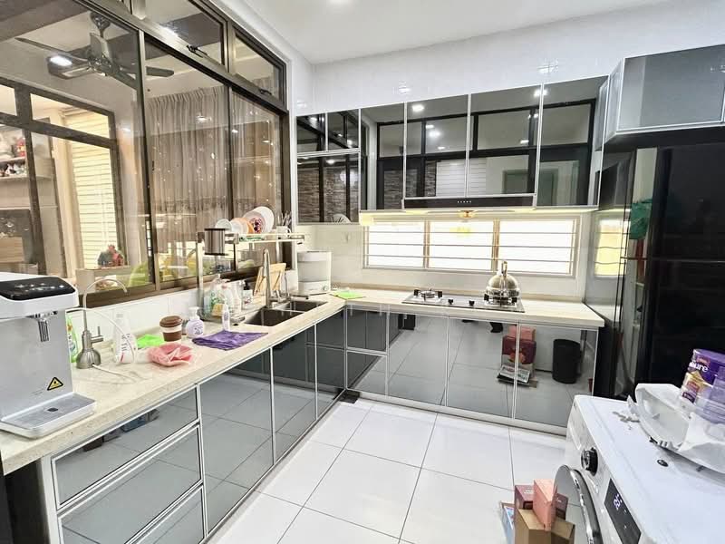 Cluster House for Sale in Setia Tropika (Johor Bahru) - Japheth Koh - Kitchen - PropertyGuru.com.my
