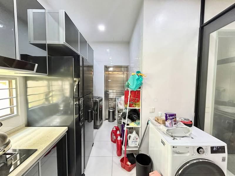Cluster House for Sale in Setia Tropika (Johor Bahru) - Japheth Koh - Kitchen - PropertyGuru.com.my