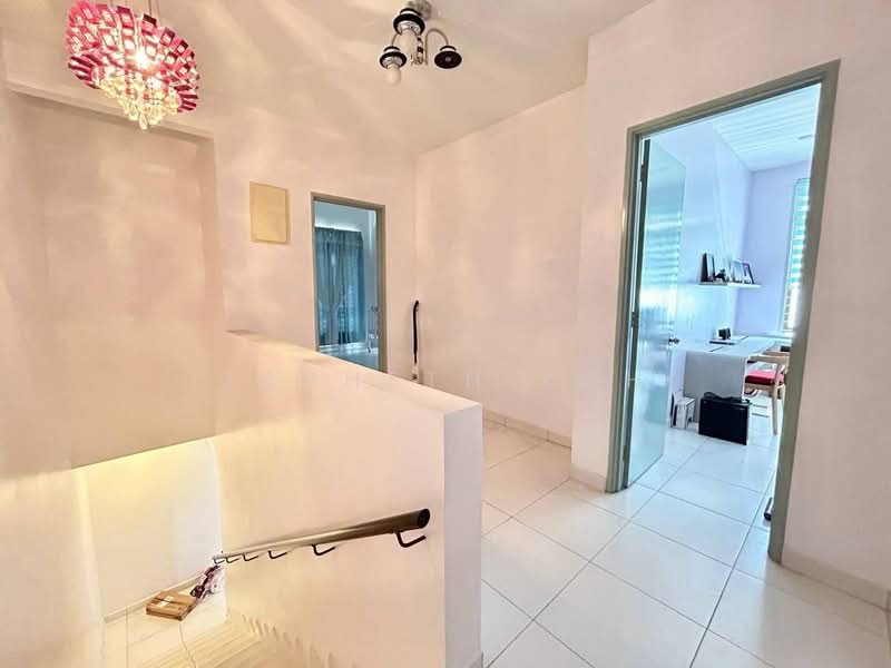 Cluster House for Sale in Setia Tropika (Johor Bahru) - Japheth Koh - Corridor - PropertyGuru.com.my