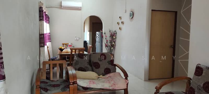 Rumah Teres 1-Tingkat untuk Dijual di Taman Kuala Selangor Utama (Kuala Selangor) - Alavian Ramasamy - Living Room - PropertyGuru.com.my