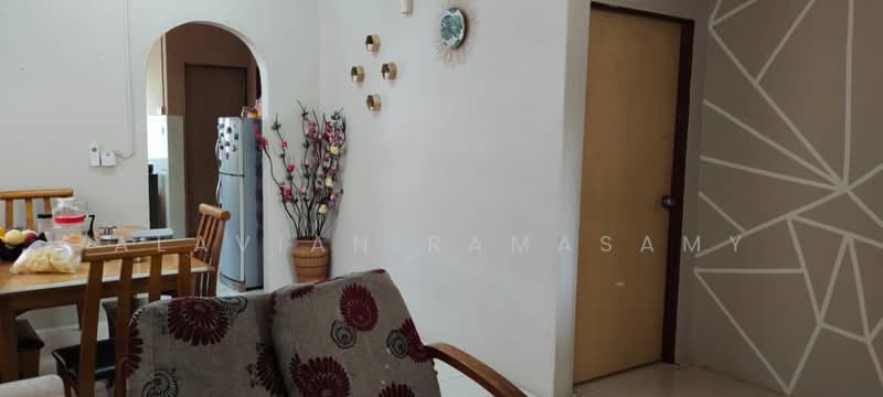Rumah Teres 1-Tingkat untuk Dijual di Taman Kuala Selangor Utama (Kuala Selangor) - Alavian Ramasamy - Dining Room - PropertyGuru.com.my