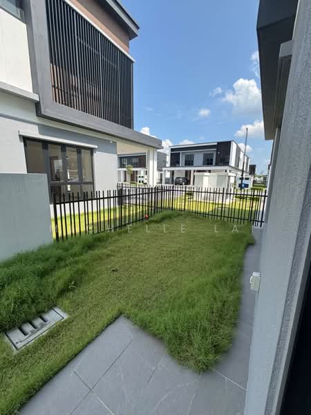 Semi-Detached House for Sale in Telok Panglima Garang (Selangor) - Michelle Lai - PropertyGuru.com.my