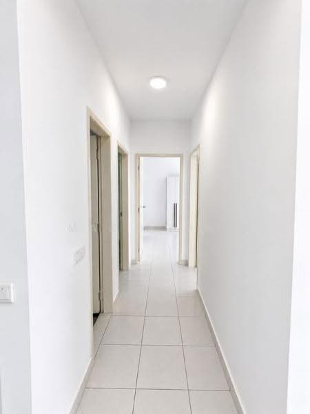 Pangsapuri untuk Dijual di Karisma @ Eco Majestic - Mac Chong - Corridor - PropertyGuru.com.my
