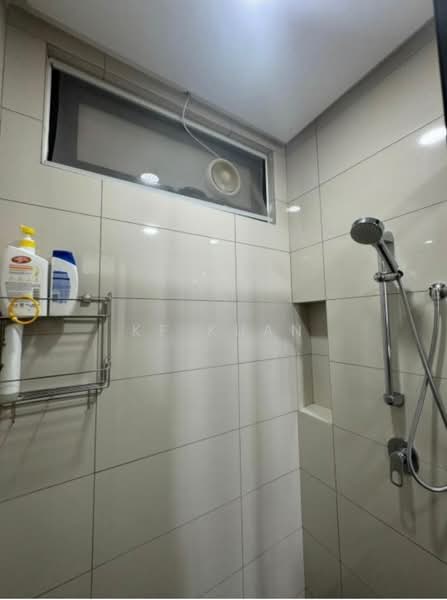 Service Residence for Sale at The Tamarind - KF Kuan - Bathroom - PropertyGuru.com.my