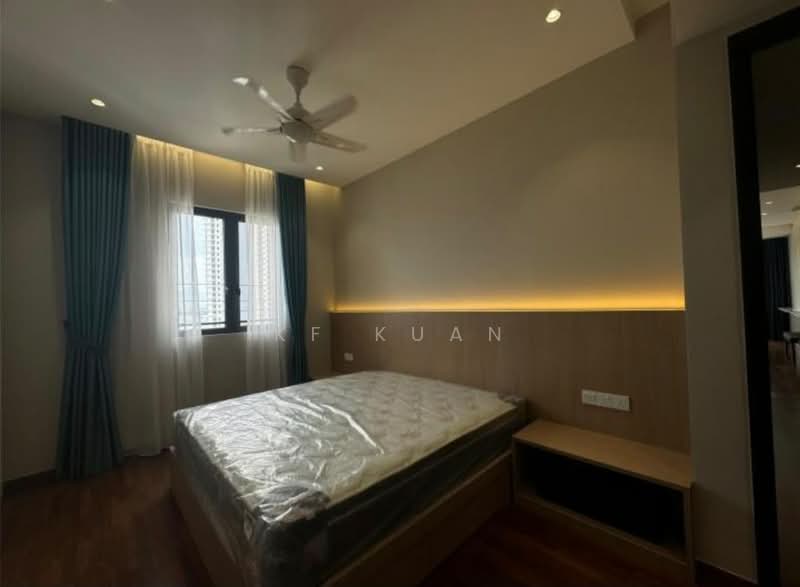 Service Residence for Sale at The Tamarind - KF Kuan - Bedroom - PropertyGuru.com.my