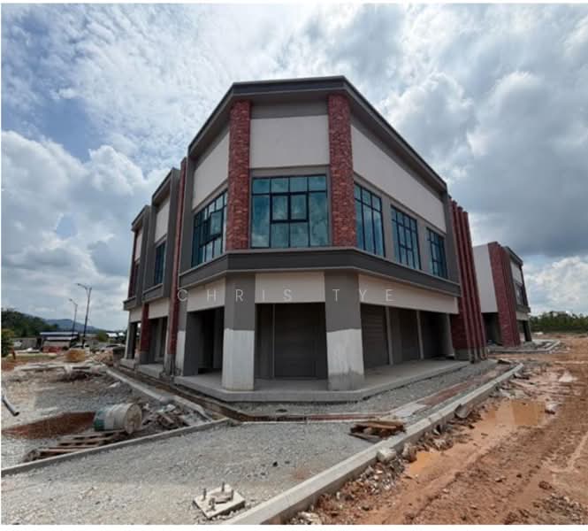 Shop / Office for Rent in Bandar Gamuda Gardens (Rawang) - Chris Tye - Exterior - PropertyGuru.com.my