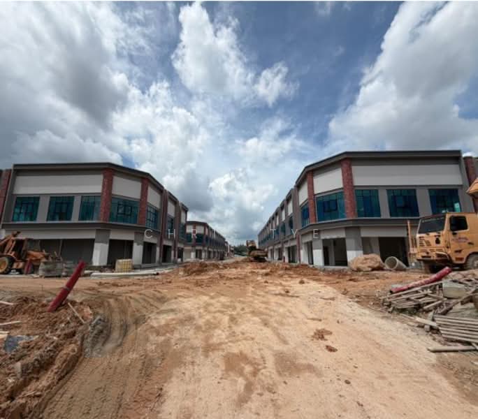 Shop / Office for Rent in Bandar Gamuda Gardens (Rawang) - Chris Tye - Exterior - PropertyGuru.com.my