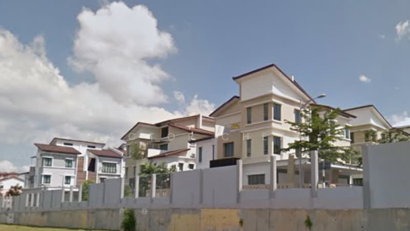 Rumah Berkembar untuk Dijual di Taman Tropika 2 (Kajang) - Hector Cheah - Exterior - PropertyGuru.com.my