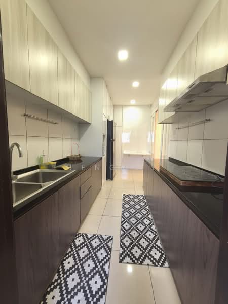 Kediaman Servis untuk Disewa di Molek Regency - Heng Hy - Kitchen - PropertyGuru.com.my