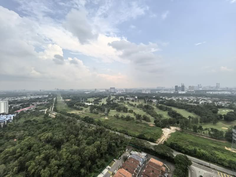 Kediaman Servis untuk Disewa di Molek Regency - Heng Hy - View - PropertyGuru.com.my