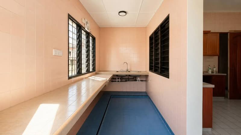 2-storey Terraced House for Sale in Usj 5 (Subang Jaya) - Farah Aze - Kitchen - PropertyGuru.com.my