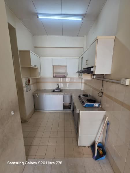 Rumah Flat untuk Dijual di Taman Malim Jaya - Vito Lee - Kitchen - PropertyGuru.com.my