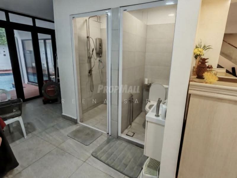Semi-Detached House for Sale in Semi D House Medan Damansara (Damansara Heights) - Reena Sarif - Bathroom - PropertyGuru.com.my