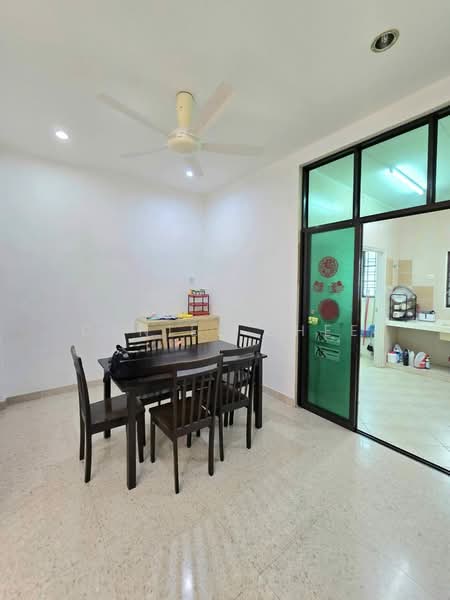 2-storey Terraced House for Rent in Ipoh (Perak) - Daniel Chee - Dining Room - PropertyGuru.com.my
