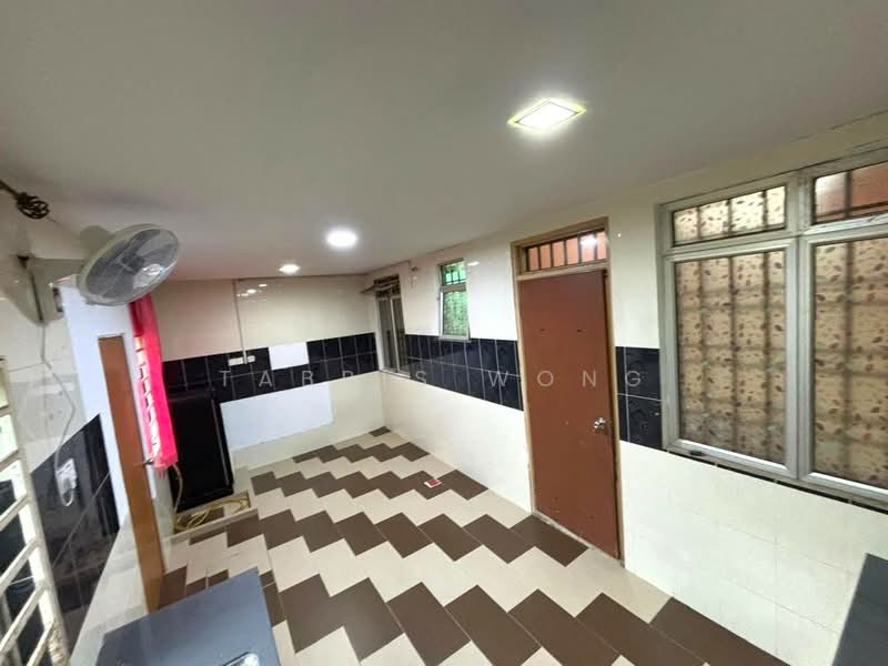 Rumah Teres 2-Tingkat untuk Dijual di Bandar Parklands (Klang) - Tabris Wong - Kitchen - PropertyGuru.com.my