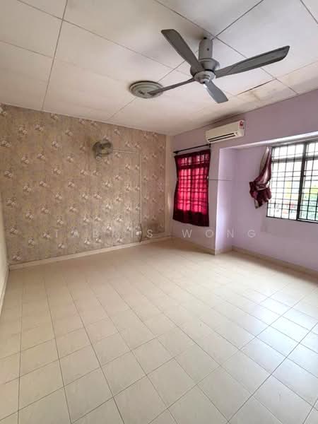 Rumah Teres 2-Tingkat untuk Dijual di Bandar Parklands (Klang) - Tabris Wong - Living Room - PropertyGuru.com.my
