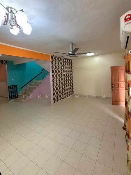 Rumah Teres 2-Tingkat untuk Dijual di Bandar Parklands (Klang) - Tabris Wong - Living Room - PropertyGuru.com.my