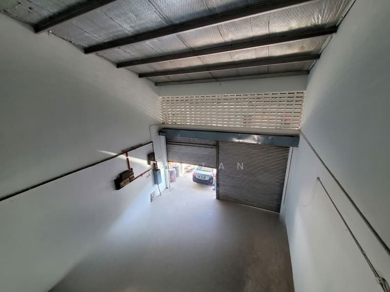 Factory for Rent in Cheras (Selangor) - Jim Tan - Interior - PropertyGuru.com.my