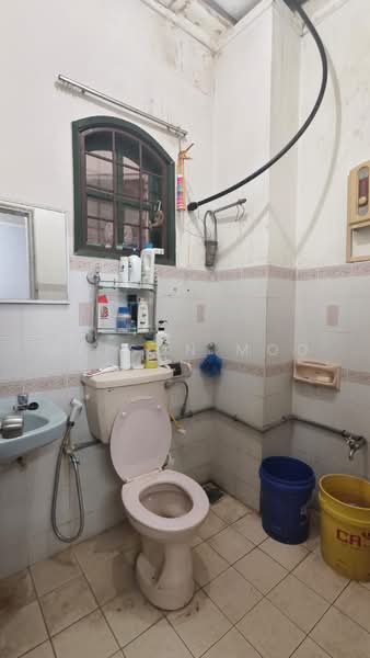 Rumah Teres 2-Tingkat untuk Dijual di Desa Melawati (Setapak) - Welson Moo - Bathroom - PropertyGuru.com.my