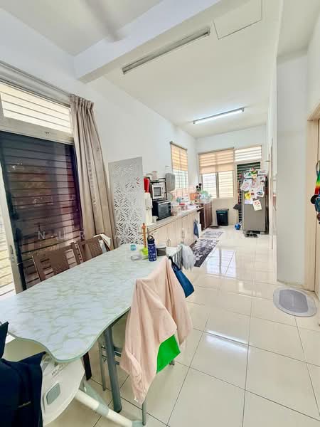 1-storey Terraced House for Sale in Jenjarom (Selangor) - Nur Alia Omar - Kitchen - PropertyGuru.com.my