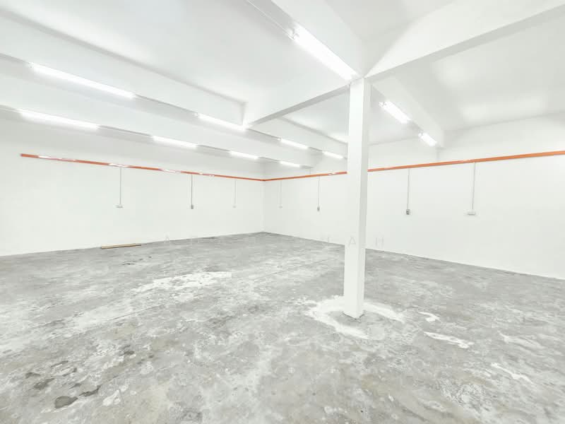 Semi-D Factory for Rent in Taman Perindustrian Taming Jaya (Balakong) - Adam Puah - Interior - PropertyGuru.com.my