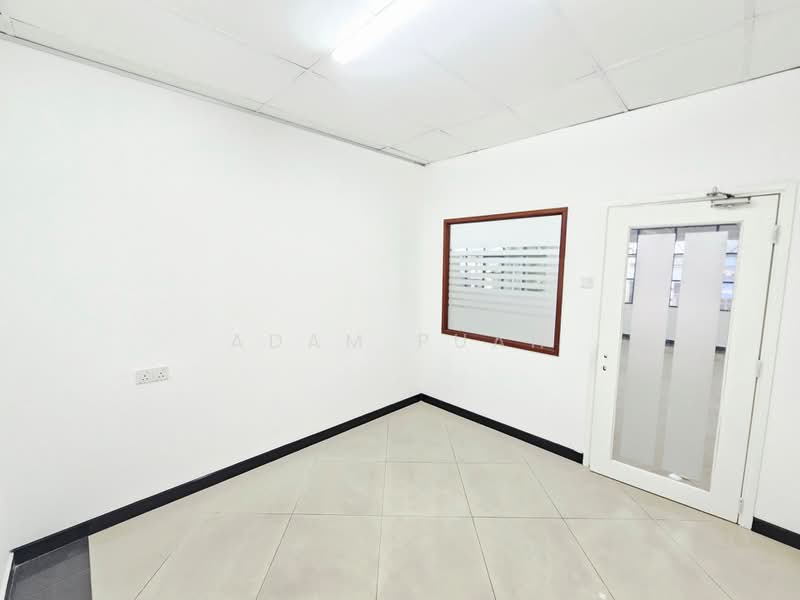 Semi-D Factory for Rent in Taman Perindustrian Taming Jaya (Balakong) - Adam Puah - Interior - PropertyGuru.com.my