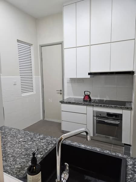 Kondominium untuk Dijual di Saville @ The Park - Tien Ee Yap - Kitchen - PropertyGuru.com.my