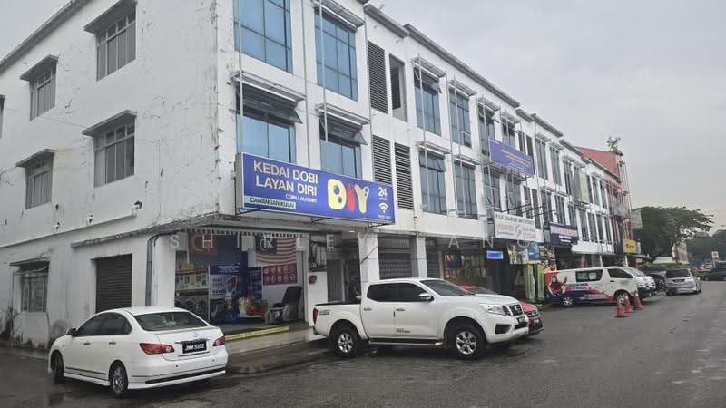 Shop / Office for Sale in Taman Lagenda Putra (Kulai) - Shirley Pang - Exterior - PropertyGuru.com.my