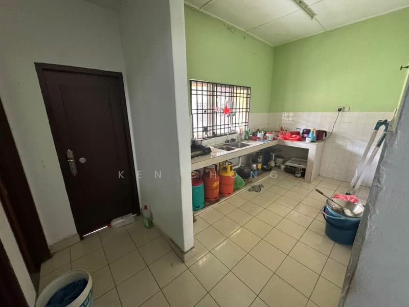 1-storey Terraced House for Sale in Kepong (Selangor) - Ken Chong - Kitchen - PropertyGuru.com.my