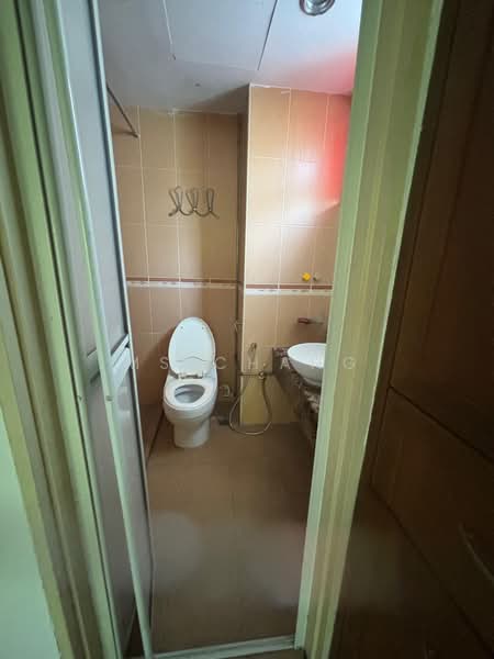 Kondominium untuk Dijual di Leader Garden - Ms Chang - Bathroom - PropertyGuru.com.my