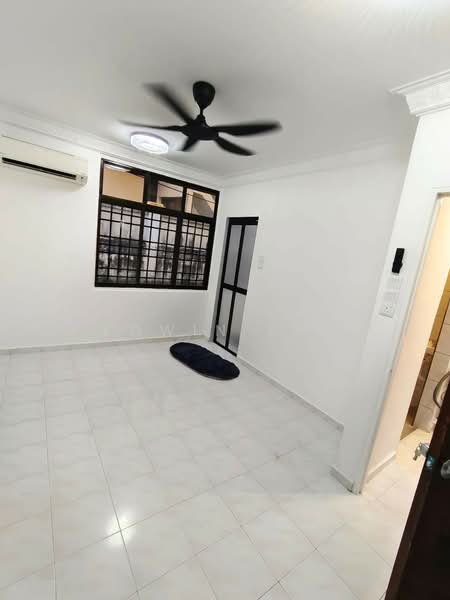 Flat for Rent at Taman Padang Tembak - Edwin Ewe - Bedroom - PropertyGuru.com.my