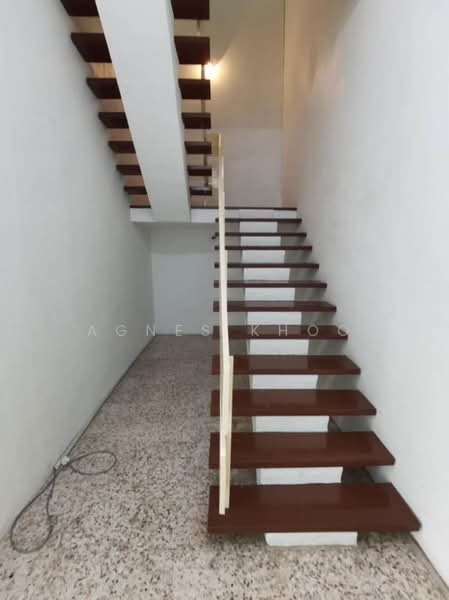 Rumah Teres 2-Tingkat untuk Dijual di Taman Lip Sin (Sungai Dua) - Agnes Khoo - Interior - PropertyGuru.com.my