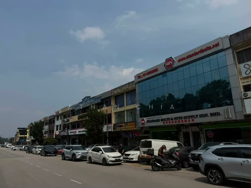 Shop / Office for Rent in Taman Johor Jaya (Johor Bahru) - Ethan Chia - Exterior - PropertyGuru.com.my