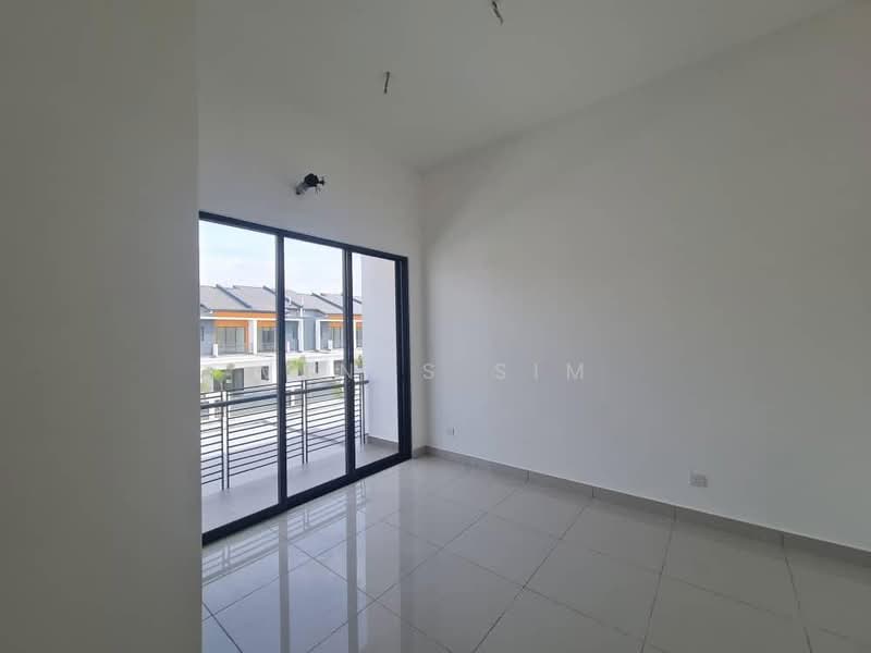 2-storey Terraced House for Rent in Telok Panglima Garang (Selangor) - Venus Sim - Balcony - PropertyGuru.com.my