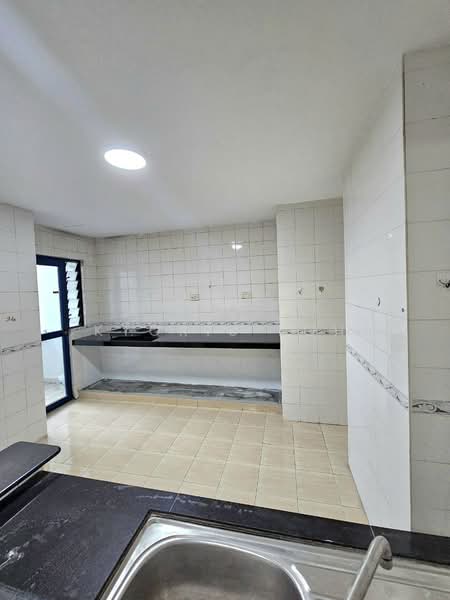 Pangsapuri untuk Disewa di Aster Court - Kyoris Loh - Kitchen - PropertyGuru.com.my