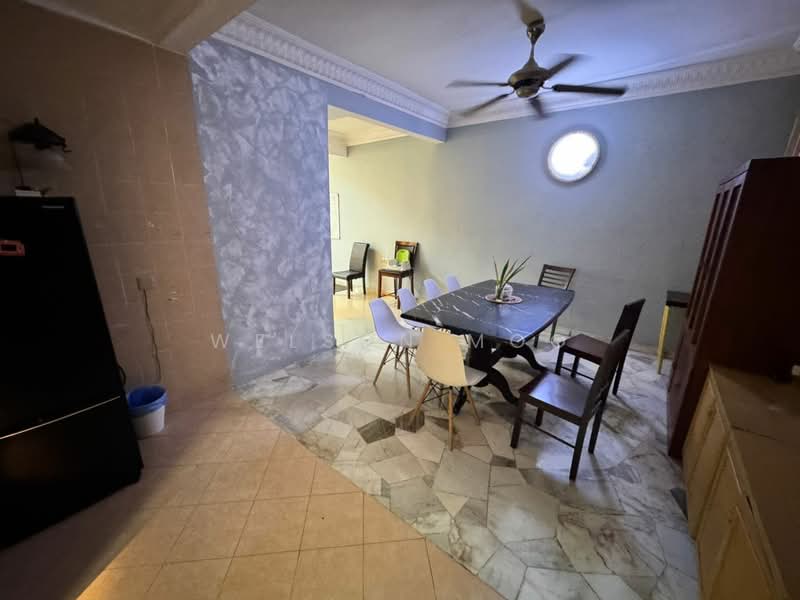 2-storey Terraced House for Sale in Bukit Antarabangsa (Ulu Kelang) - Welson Moo - Dining Room - PropertyGuru.com.my