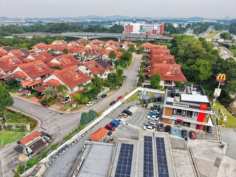 Semi-Detached House for Sale in Corner Lot Double Storey Semi D Shah Alam (Shah Alam) - Reena Sarif - Exterior - PropertyGuru.com.my