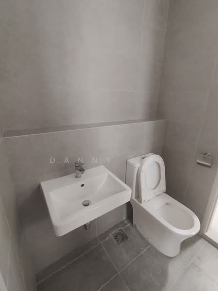 2-storey Terraced House for Rent in Bandar Rimbayu (Telok Panglima Garang) - Danny Tan - Bathroom - PropertyGuru.com.my