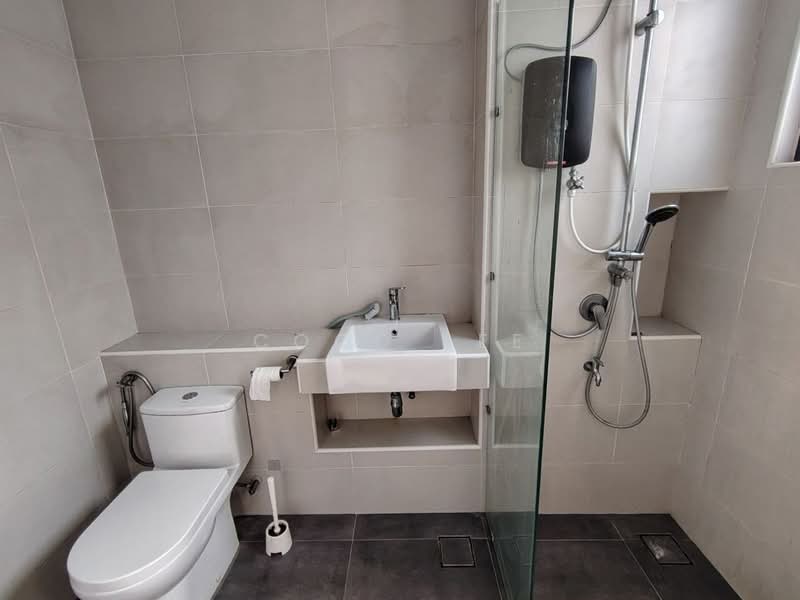 Rumah Kluster untuk Disewa di Taman Ekoflora (Johor Bahru) - Coco Lee - Bathroom - PropertyGuru.com.my