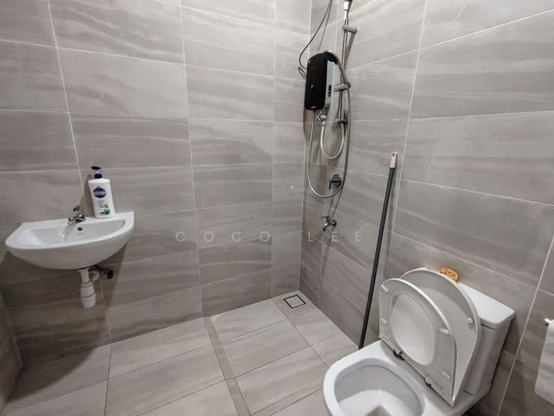 Rumah Kluster untuk Disewa di Taman Ekoflora (Johor Bahru) - Coco Lee - Bathroom - PropertyGuru.com.my