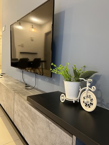 Service Residence for Sale at KL Gateway Premium Residences - Sharon Cher - Living Room - PropertyGuru.com.my